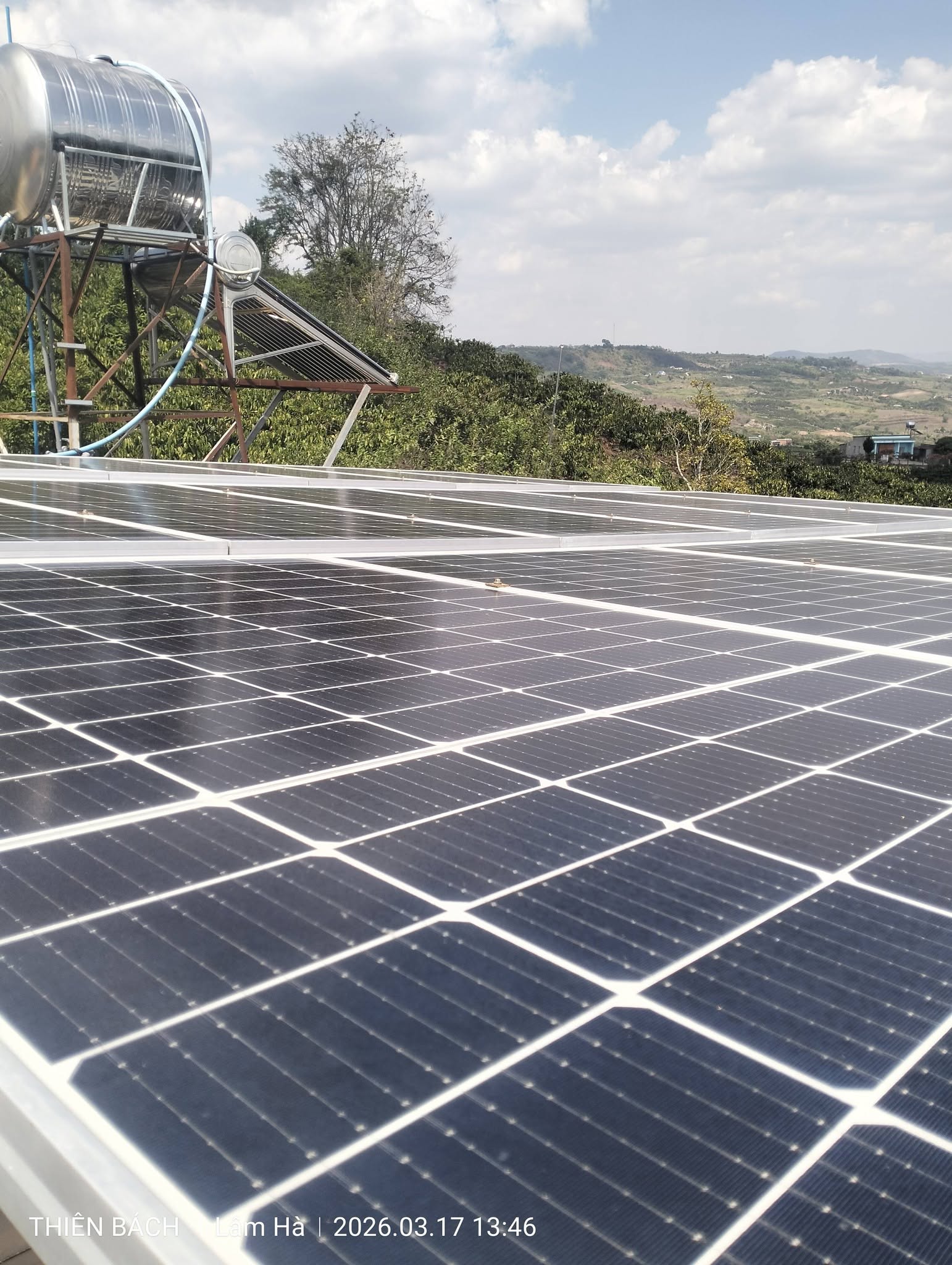 Thiên Bách sửa chữa hệ thống điện mặt trời 10kWp