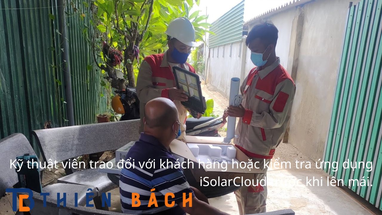 trao-doi-voi-khach-hang