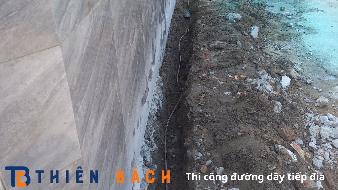 thi-cong-duong-day-xuong-dat